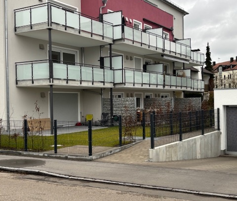 Exklusive großzügige 4-Zimmer Wohnungen mit Dachterrasse TOP LAGE