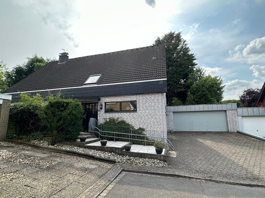 Einfamilienhaus mit einmaligen Grundstück im Herzen von Alpen