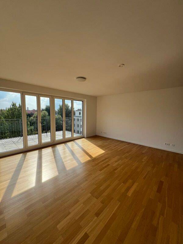 Moderne 3-Zimmer-Wohnung mit Balkon in Berlin-Weißensee - Foto 1