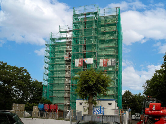 Leverkusen-Steinbüchel: Bezugsfreie 3-Zimmer-Wohnung mit Balkon in zentraler Lage