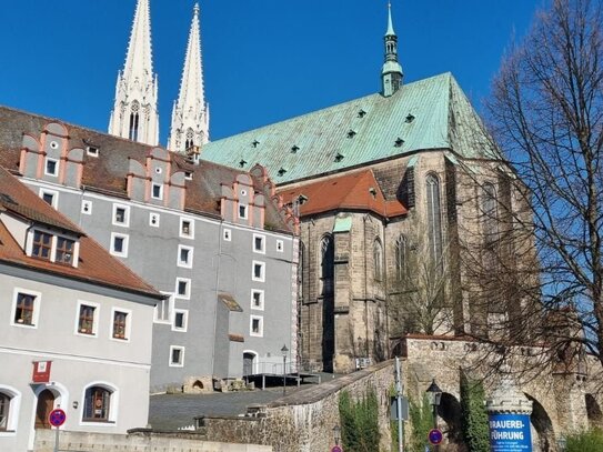 Tolles Gewerbe an der Altstadtbrücke zu vermieten