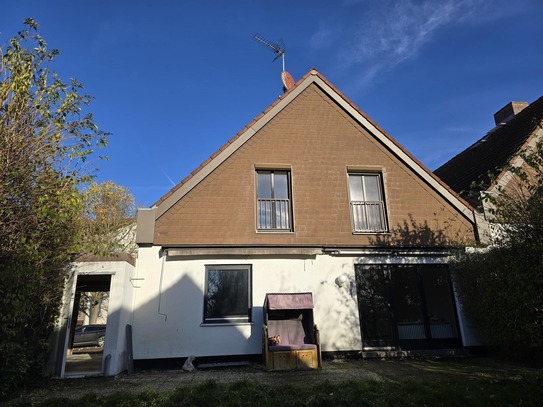 Charmante Doppelhaushälfte mit Terrasse und Garten in Toplage von Kassel-Wolfsanger