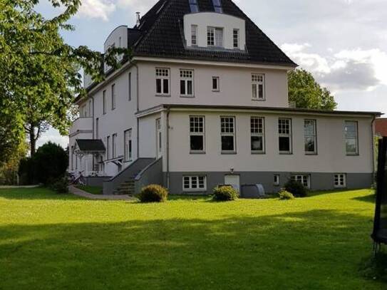 Schöne 4 Zimmer Wohnung in Malente sucht ruhige Mieter!