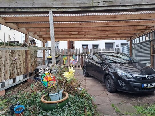 Einfamilienhaus mit Carport + Garten mitten in Blomberg!