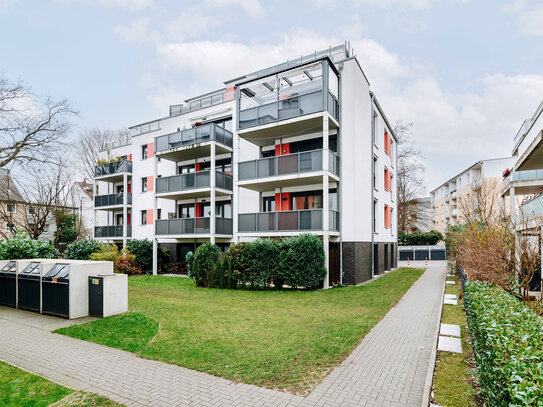 Moderne Eigentumswohnung mit Terrasse und Garten