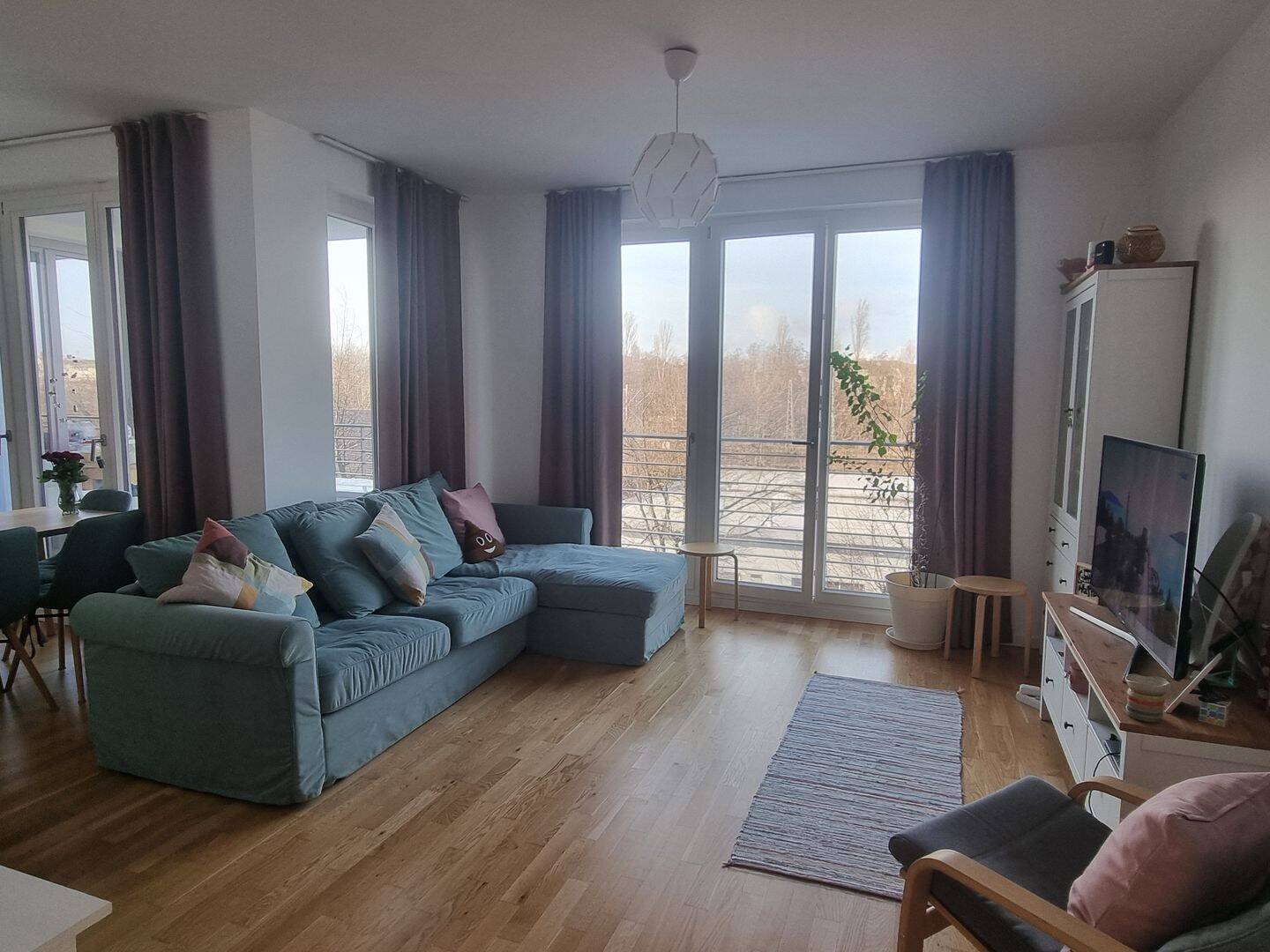 Vollmöblierte 2 Zimmer Wohnung mit wunderschönem Sonnenuntergang, viel Tageslicht - Foto 1