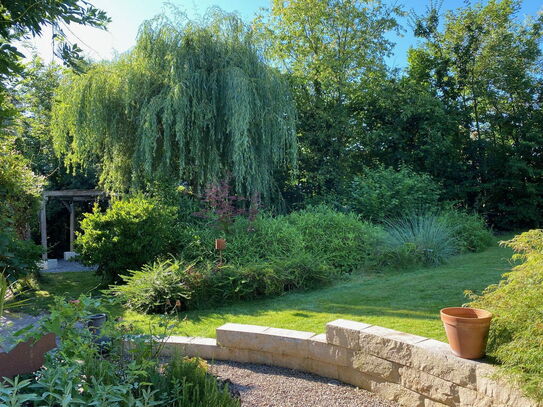 "Haus im Haus" mit Traumgarten