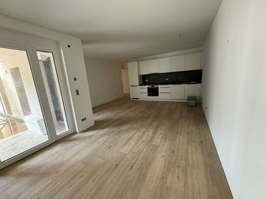 *Neubau* - Geräumige 3-Zimmer Wohnung mit Balkon und Einbauküche!