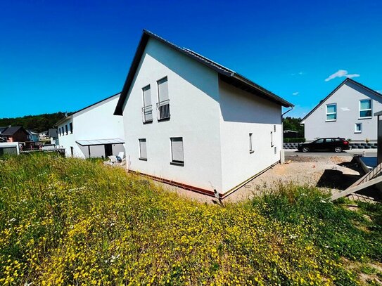 Einfamilienhaus -Massahaus- mit Photovoltaikanlage