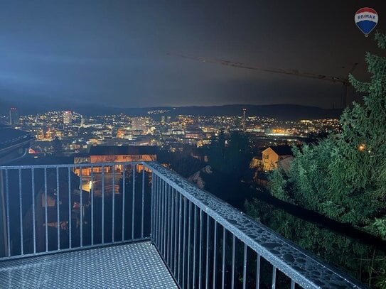 Neugebaute 4-Zimmer-Wohnung mit hochwertiger Einbauküche und großem Balkon in bester Lage!