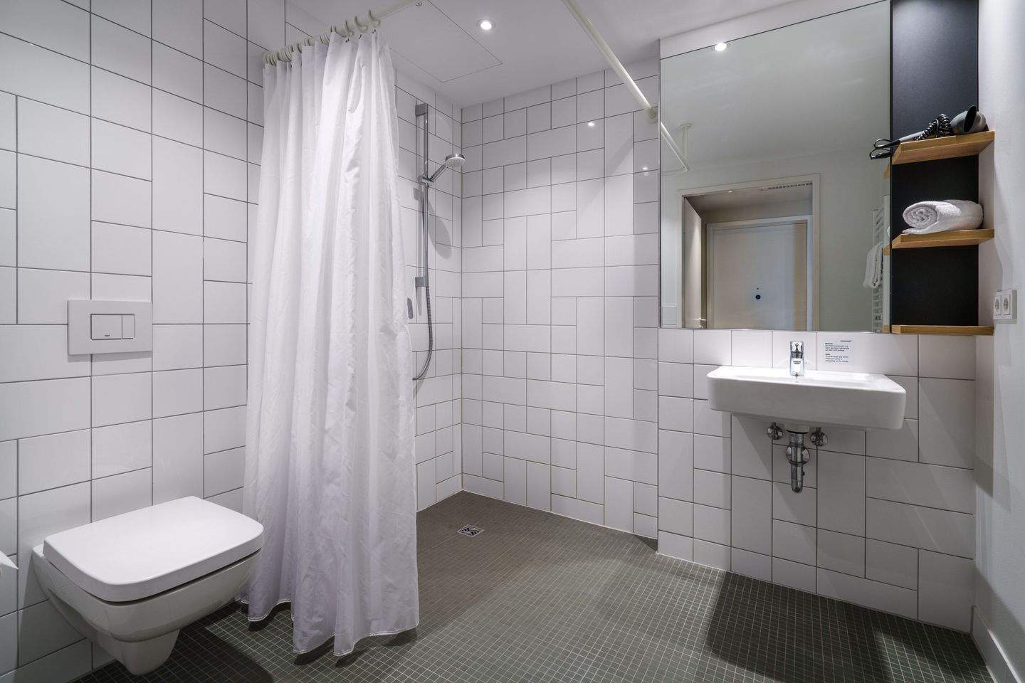 Möbliertes Studio mit Kitchenette im Prenzlauer Berg - Photo 1