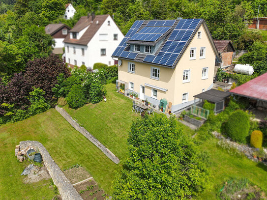 Liebevoll modernisiertes Zuhause ideal fürFamilien und Naturliebhaber direkt am grünen Ortsrand