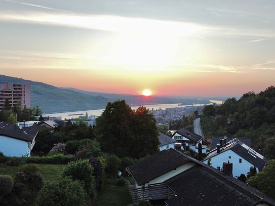 Neubau: Penthouse-Maisonette mit Rheinblick