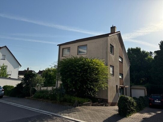 frei stehendes Einfamilienhaus mit Garage und Garten, St. Ingbert