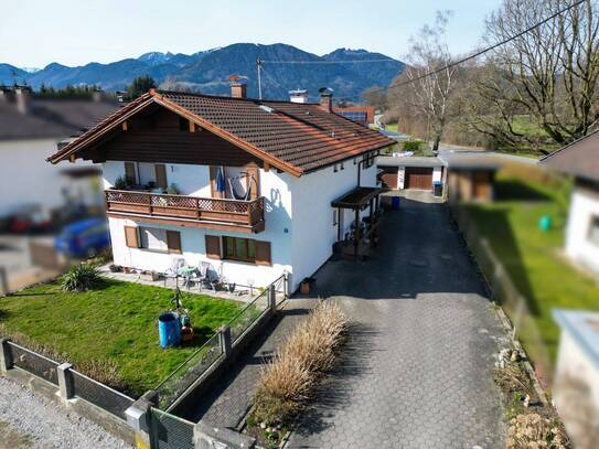 Charmantes Zweifamilienhaus auf großem Grundstück - Kapitalanlage heute - Eigennutzung morgen