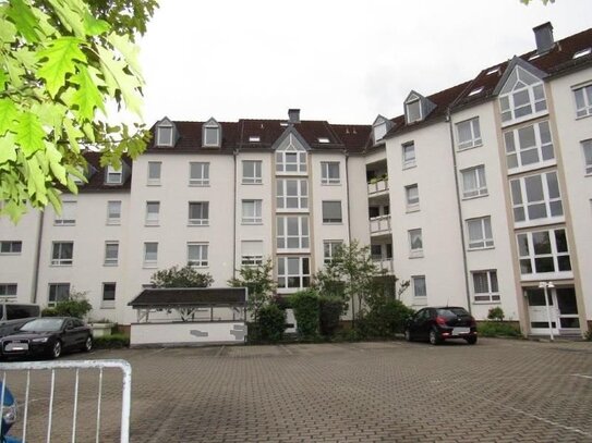 Schicke 3.Zimmerwohnung mit Balkon und Außenstellplatz fürs Auto