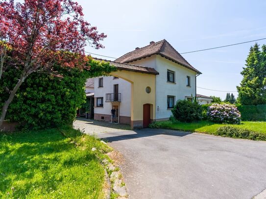 Fördermittel nutzen! Großer Bauernhof mit Haus, Scheunen, Pachtland f. Pferdehaltung bzw. Gewerbe