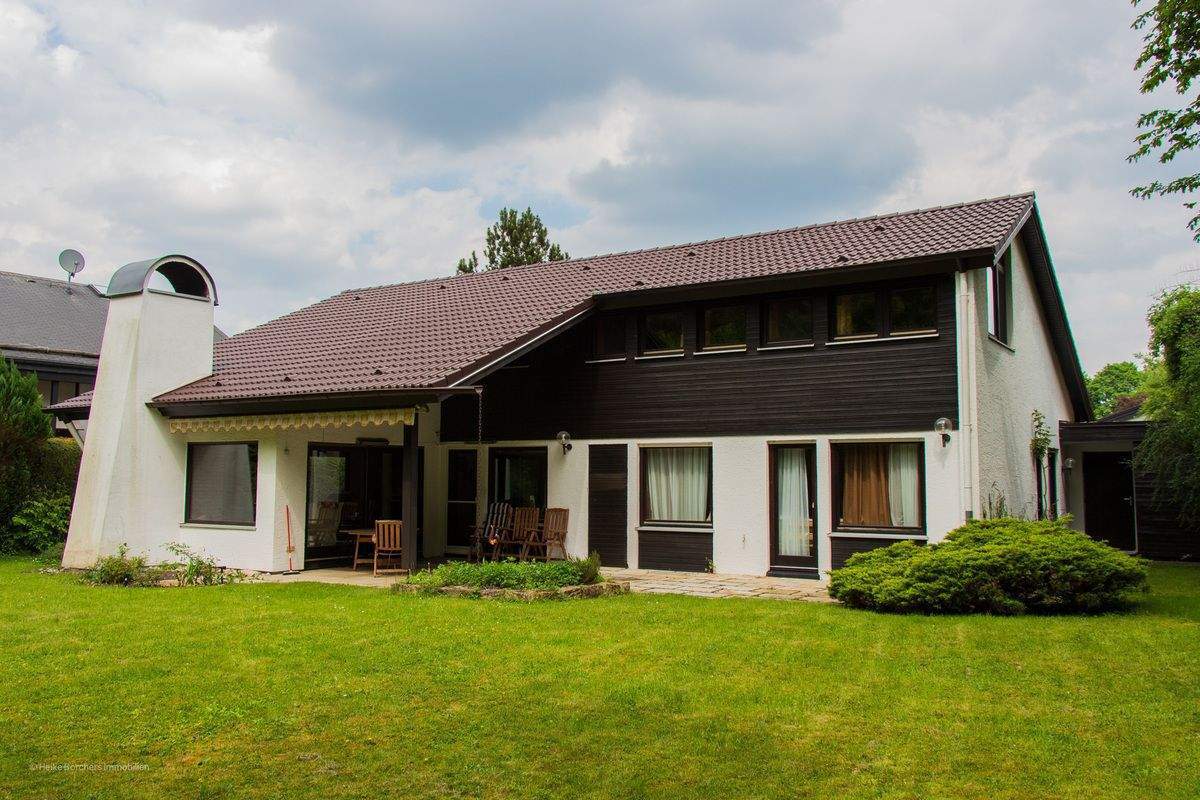                                                               ***Heike Borchers Immobilien***Heimeliges Nest für Singles***Einliegerwohnung**…                                                       in Taufkirchen (München)