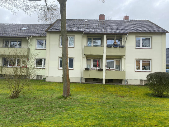 Modernisierte 2-Zimmer-Wohnung mit Blick ins Grüne