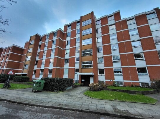 Gepflegte 2-Zimmer-Wohnung mit West-Balkon in Lübeck-St. Lorenz Nord, Dornbreite