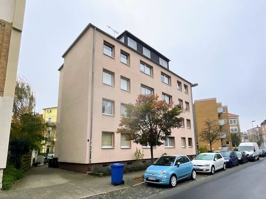 Moderne 4-Zimmer-Dachgeschosswohnung mit Balkon in zentraler Lage von Braunschweig