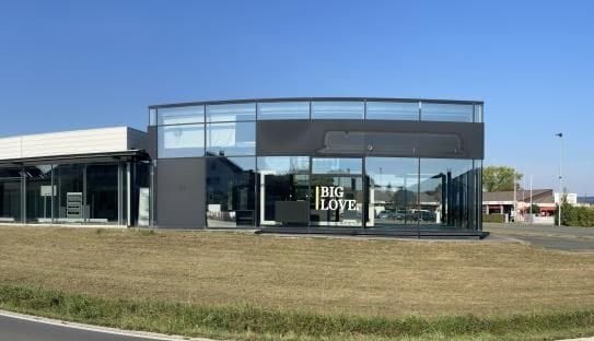 Ehemaliges BMW-Autohaus in Höchstadt