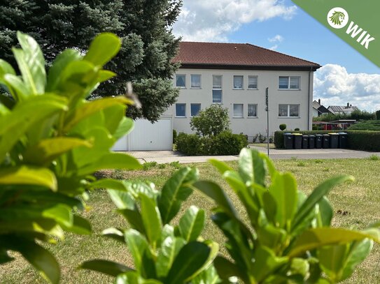 Kesselshainer Aussichtsplatz! Sonniges 4-Raum-Wohnen mit grüner Gartenvielfalt und separater Garage