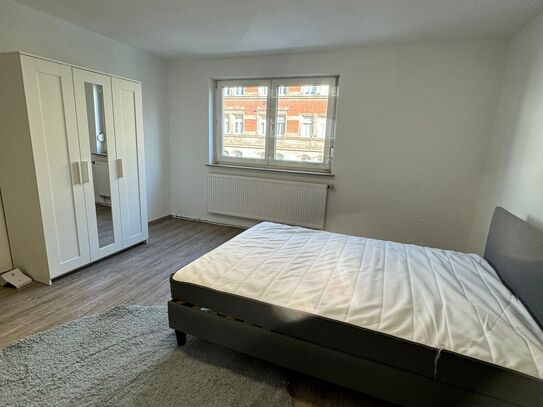 Großzügiges Zimmer in Zweier-WG in Nürnberg Gostenhof - RENOVIERT und MÖBLIERT