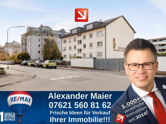 MIETE: 1.920,-€ / Monat! Renovierte 4-Zi-ETW mit PKW-Stellplatz zentral in Lörrach!