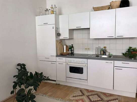 Neu renovierte 1 ZIMMER Wohnung