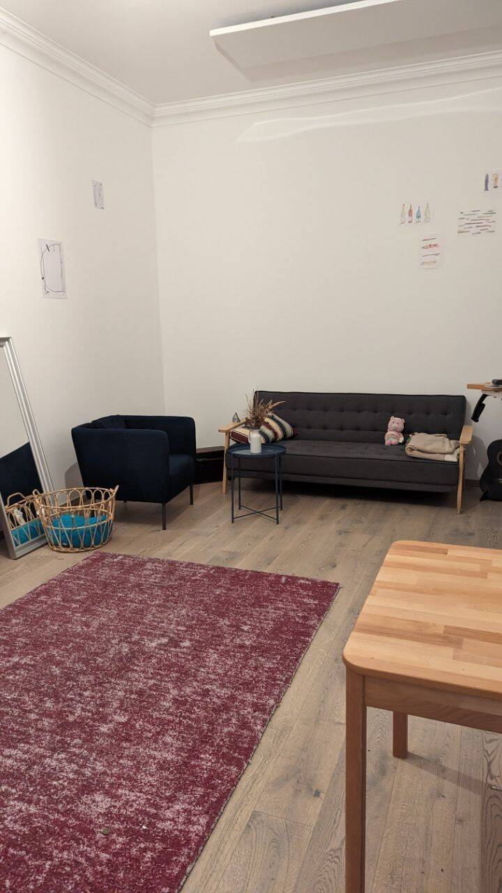 Nachmieter gesucht: Unmöblierte ruhige 1-Zimmer-Wohnung mit EBK in Berlin-Mitte, ca. 50 m² - Photo 1
