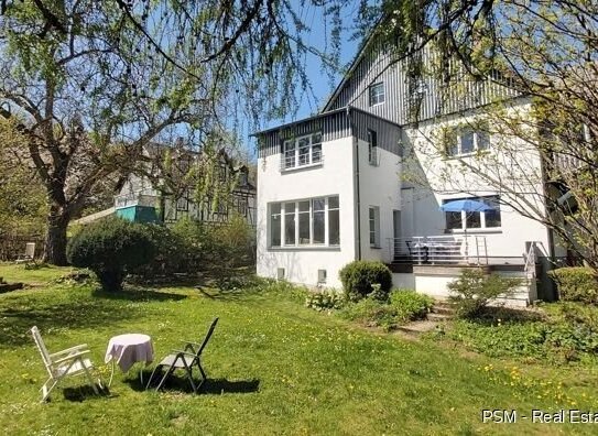 Schönes Mehrgenerationshaus mit 3 Wohnungen auf einem traumhaften Grundstück mit herrlicher Aussicht