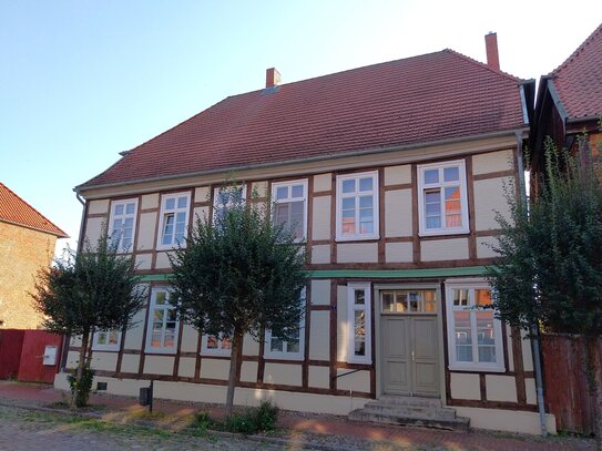 Mehrfamilienhaus 4 WE in 19303 Dömitz am Elberadwanderweg zu verkaufen !