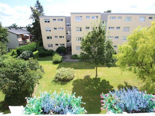 Großzügige helle Etagenwohnung 4 Zimmer 90 m² schöne Loggia Gäste-WC Gartenmitbenutzung Rheinbach