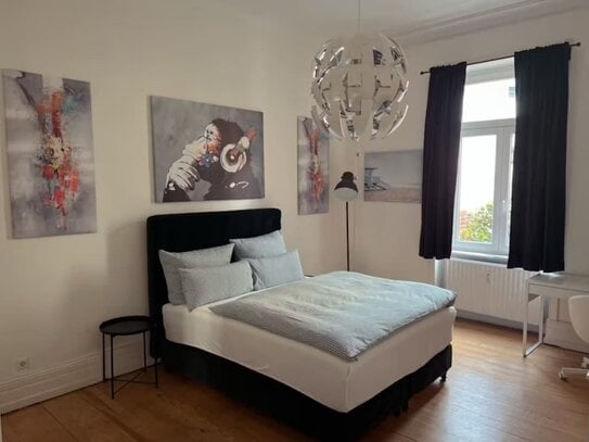 Furnished luxury 4 bedroom apartment in the heart of Nordend