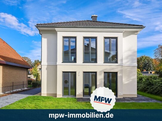 OWNR: Einziehen und Wohlfühlen - Renoviert und mit Küche! Exquisite Villa in Berlin Adlershof