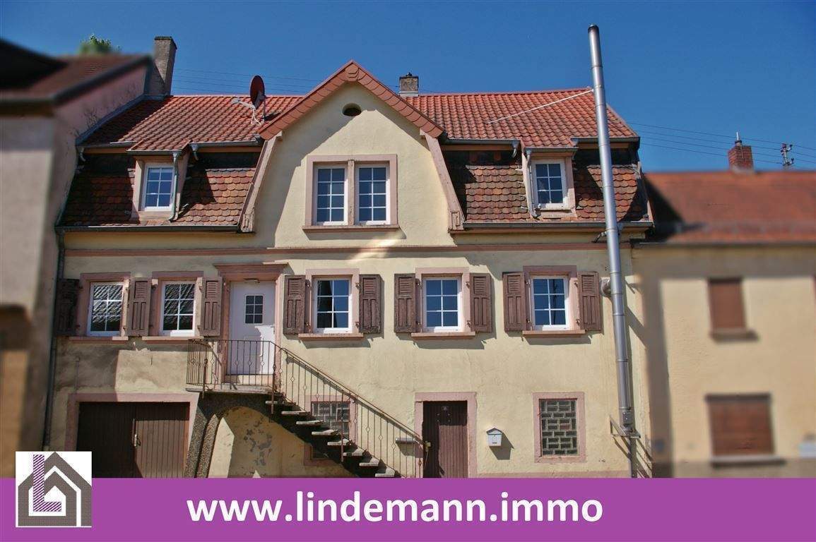 Immobilie in Merchweiler - Wemmetsweiler: Umfangreich modernisiertes Einfamilienhaus mit PV - Bild 0