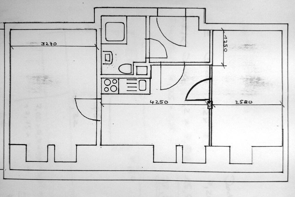 Helle freundliche 2-Zi.- Wohnung im MFH mit SOLARTHERMIE-Anlage, mit EBK in Leipzig-Schleußig