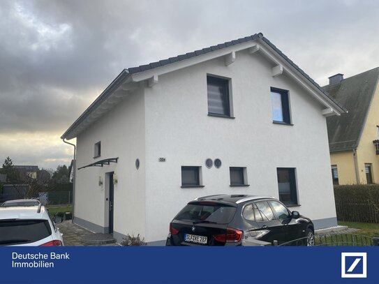 Freistehendes Einfamilienhaus in Saalfeld.