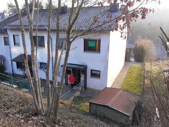 Gepflegtes Einfamilienhaus mit Balkon, Terrasse und Garten, in bevorzugter Lage von Blieskastel, Nähe Rehaklinik Bliesk…