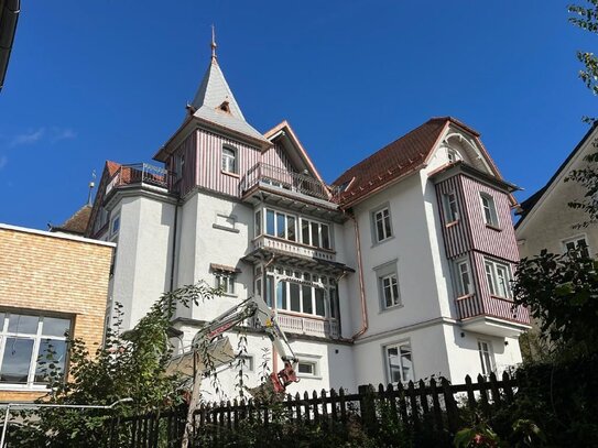 3 Zimmer Wohnung mit Aufzug und Bergblick in exklusiv saniertem Altstadthaus