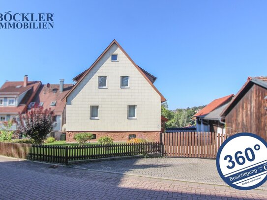 Maisonettewohnung im Retrostil mit 2 PKW-Stellplätzen und moderner Technik