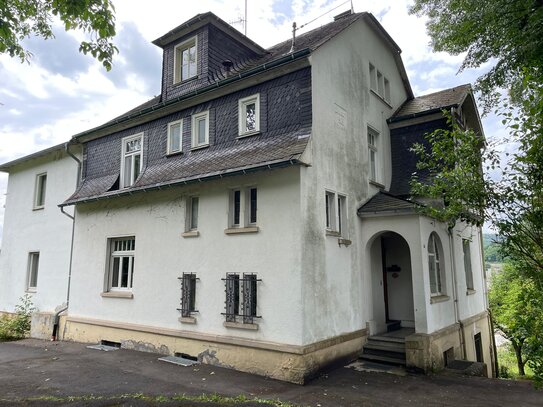 Gründerzeitvilla mit Traumgrundstück und Einliegerwohnung