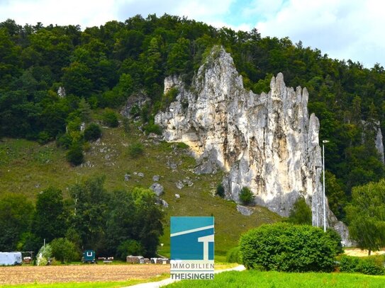 Sehr ruhig, gelegenes Einfamilienhaus im Landhausstil in Konstein mit zusätzlichem Baugrund