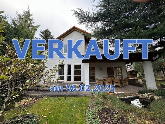 ***V E R K A U F T***Individuell geplantes GALERIE-EINFAMILIENHAUS für PAARE oder die kleine Familie