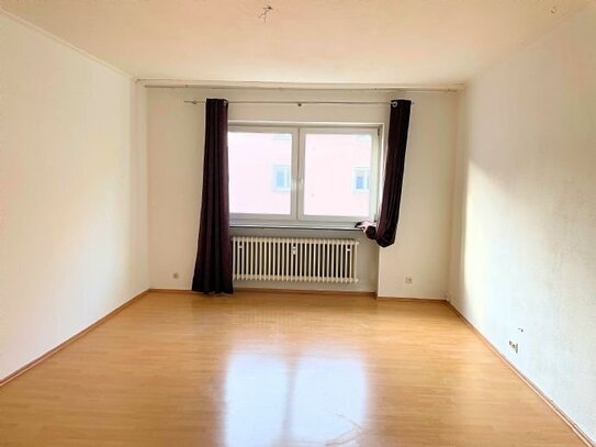 Studenten Wohnung (WG) mit 2-Zimmer - EBK & Dachterrasse in Bamberg nahe Bahnhof und Teilmöbliert