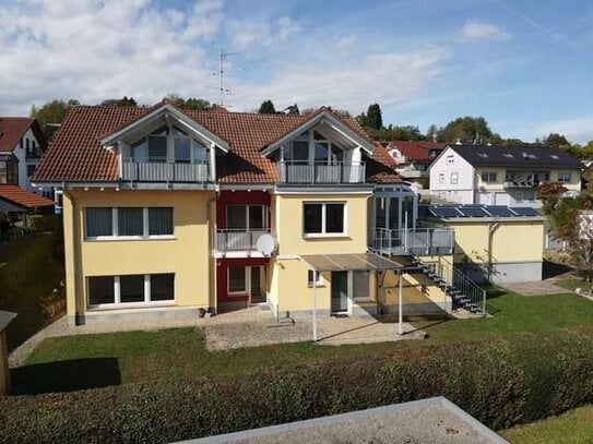 Tolle Seesicht - Großes Haus mit bis zu 3 Wohnungen - zweiter Bauplatz - Hemmenhofen - Höri