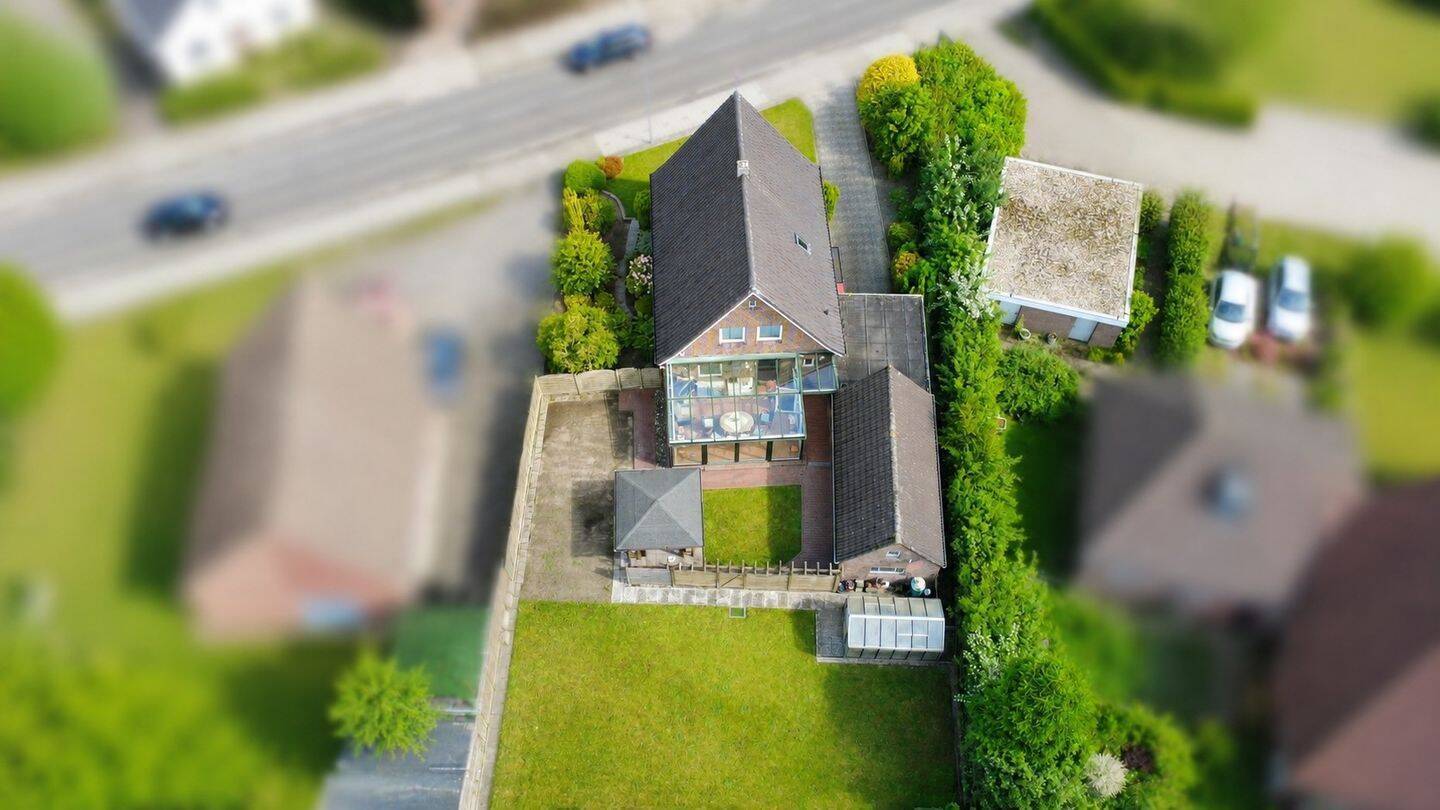 Real Estate Title Image Background
