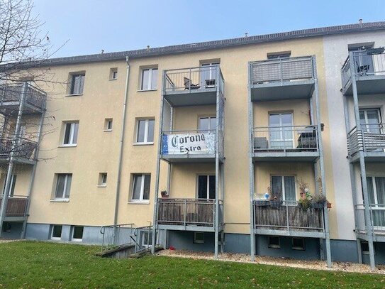 Gut geschnittene 2 Zimmer Wohnung mit Balkon