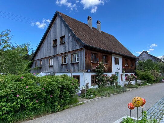 Erdgeschosswohnung im Glasmacherhaus von Schmidsfelden